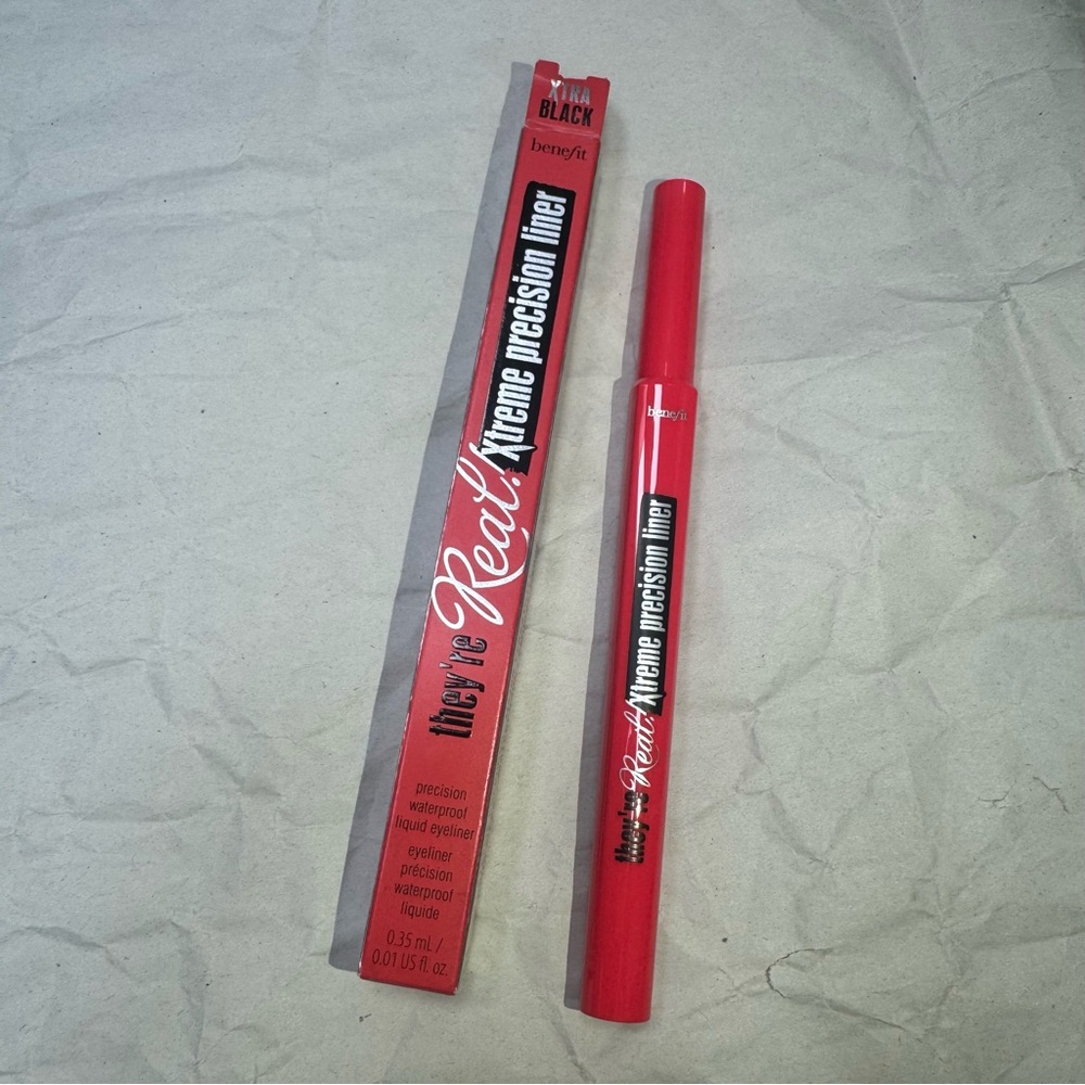 Benefit They're Real Xtreme Precision Liner eyeliner
